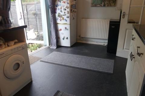 23 Bottomfield Close, Oldham, OL1 4AT