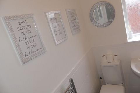 22 Blakelock Street, Shaw, Oldham, OL2 7SE