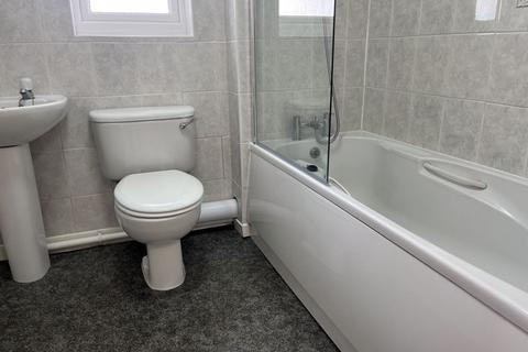 12 Flaxman Rise, Oldham, OL1 4QB