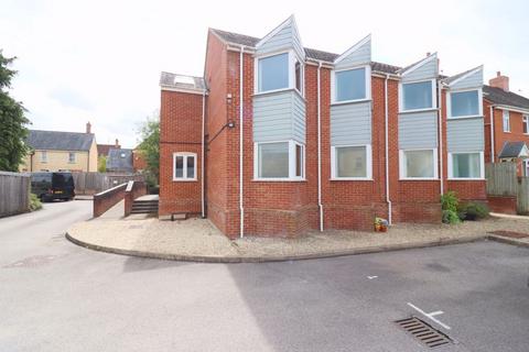 2 bedroom apartment to rent, Dudbridge Road, Stroud