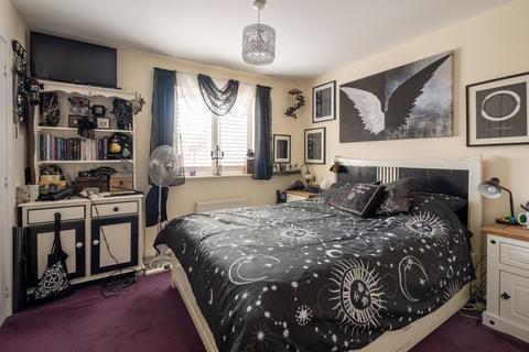 6 Damson Drive, Didcot, OX11 6AX