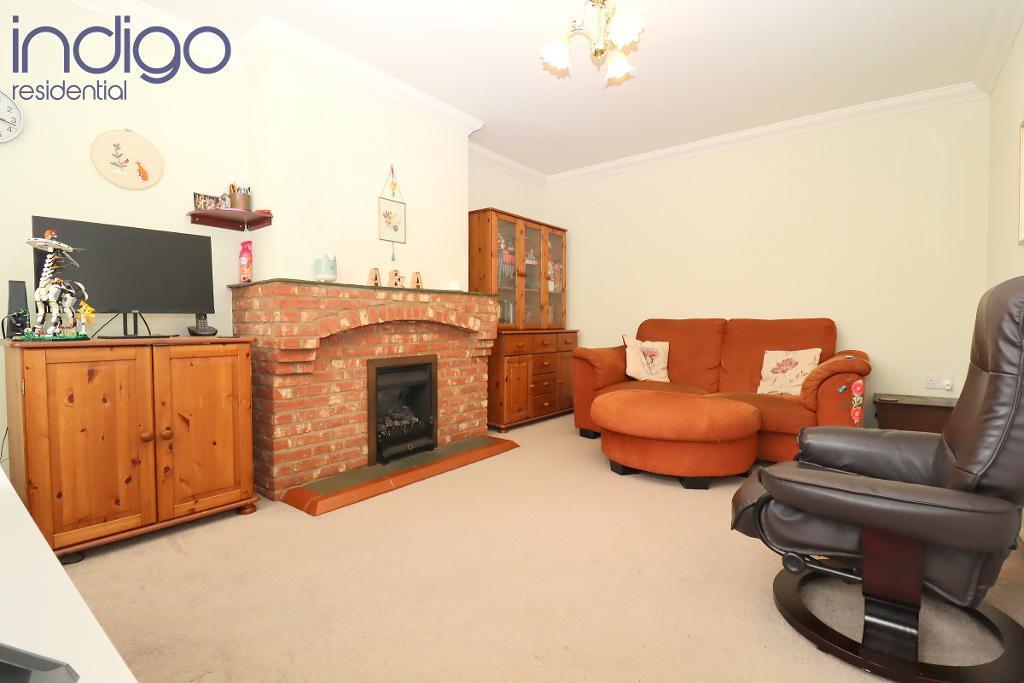 Calverton Road, Limbury Mead, Luton, Bedfordshire, LU3 2SX 2 bed
