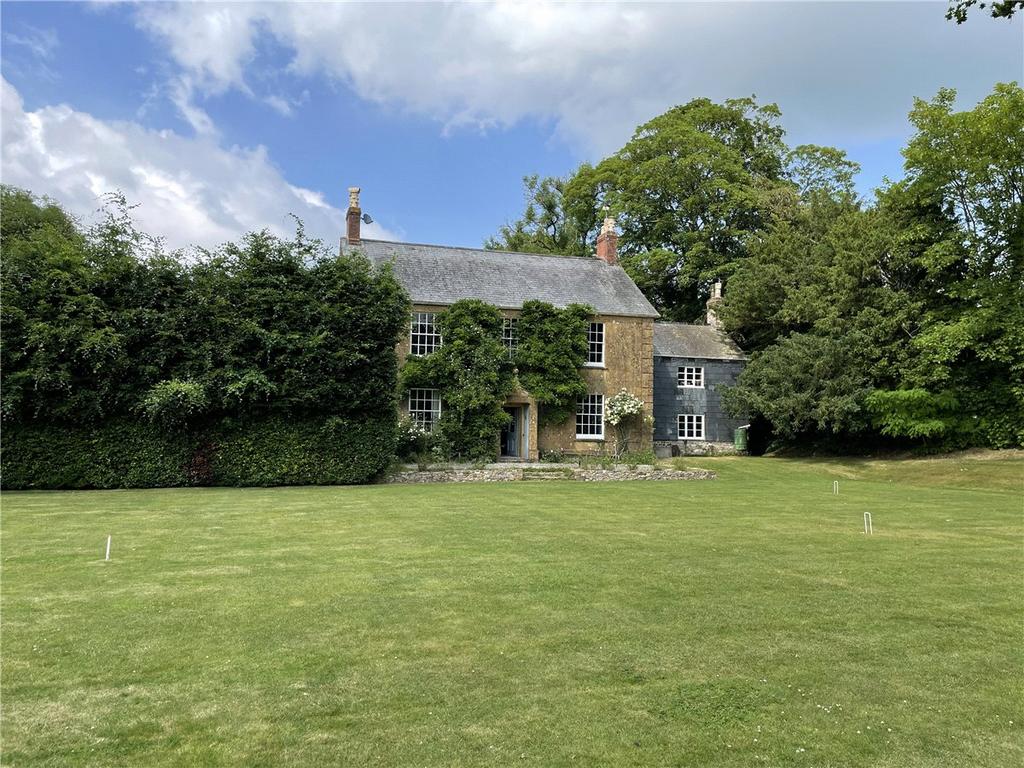 Lot 1 New Hayes Farm, The Drift, Chard, Somerset, TA20 5 bed