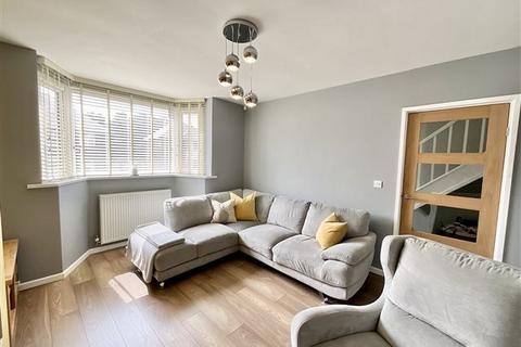 31 Clifton Crescent, Sheffield, S9 4BD