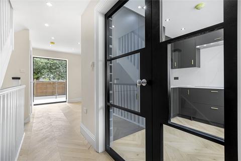 1b Lockhurst Street, London, E5 0AP