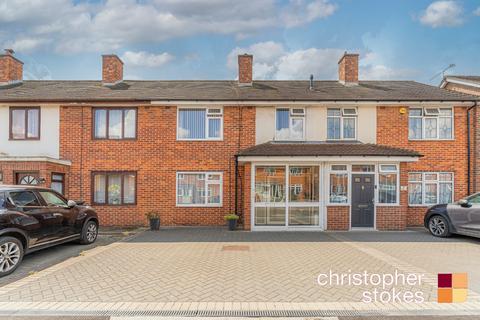 5 Steward Close, Cheshunt, Waltham Cross, EN8 8UW