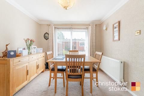 5 Steward Close, Cheshunt, Waltham Cross, EN8 8UW