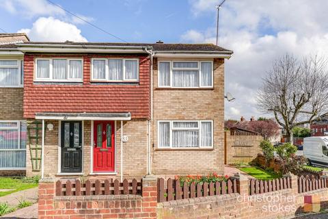 83 Davison Drive, Cheshunt, Waltham Cross, EN8 0SX