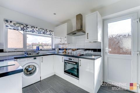 83 Davison Drive, Cheshunt, Waltham Cross, EN8 0SX