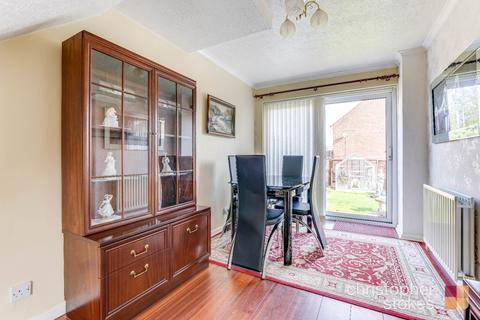 83 Davison Drive, Cheshunt, Waltham Cross, EN8 0SX