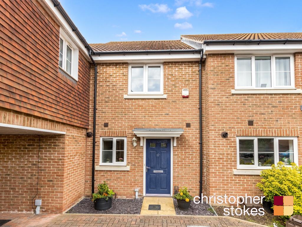 Aldermere Avenue, Cheshunt, EN8 2 bed terraced house £375,000