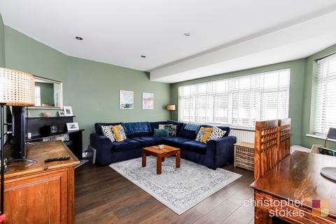 3a Clarendon Road, Cheshunt, Waltham Cross, EN8 9DL