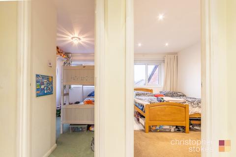 27 Welsummer Way, Cheshunt, Waltham Cross, EN8 0UG