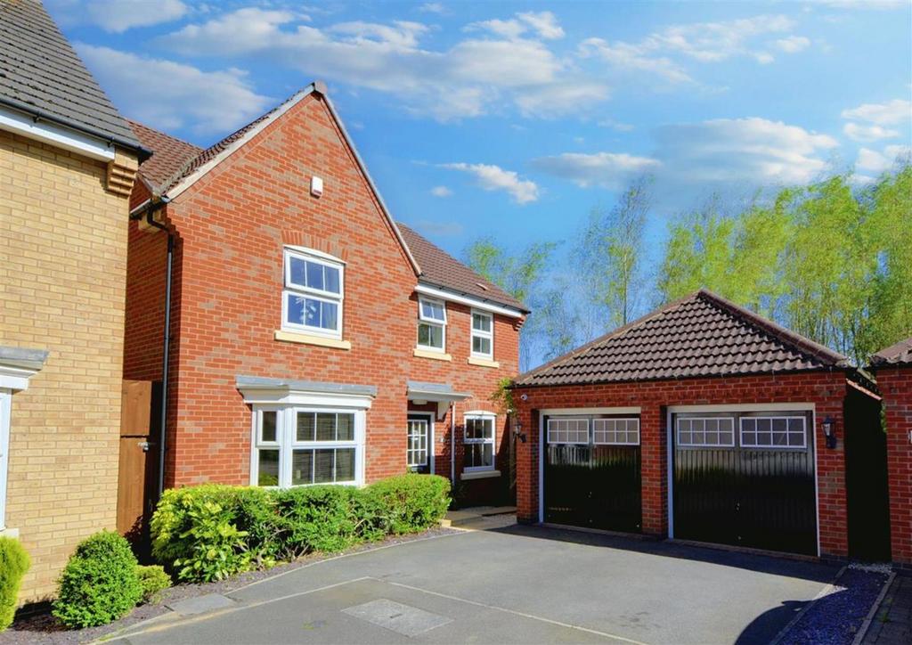 Bowden Avenue, Bestwood Village, Nottingham 4 bed detached house for