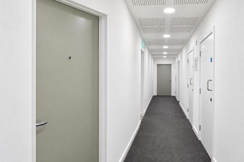 2 bedroom apartment to rent, Colnebank Drive, Watford