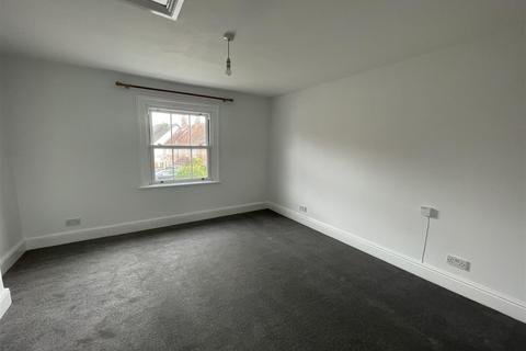 1 bedroom apartment for sale, Church Street, Kintbury