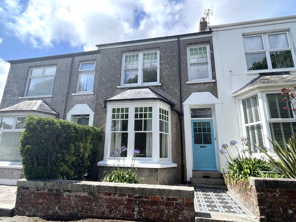 Marlborough Road, Falmouth 3 bed house - £1,200 pcm (£277 pw)