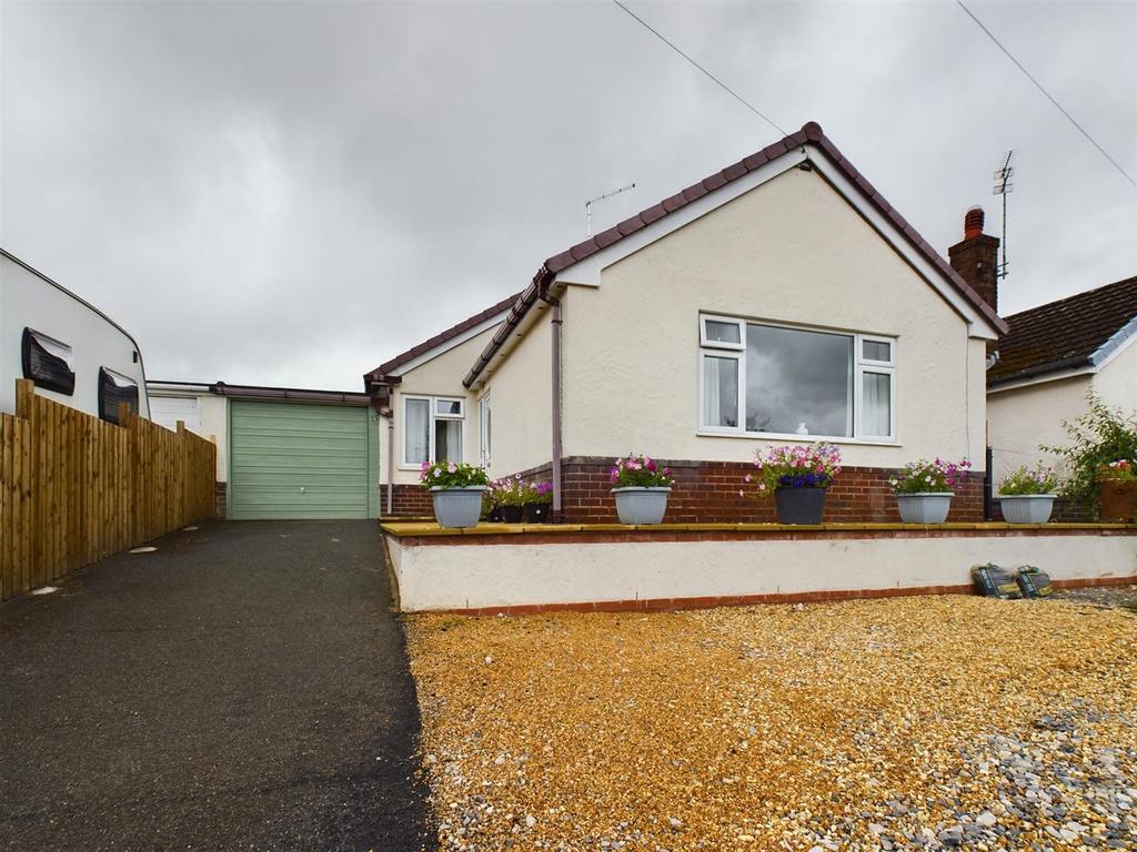Willow Road, Coedpoeth, Wrexham 3 bed detached bungalow for sale £295,000