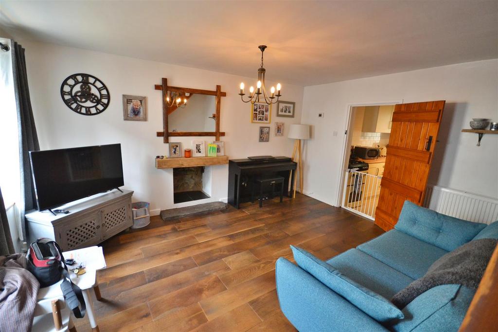 Front Room 3.JPG