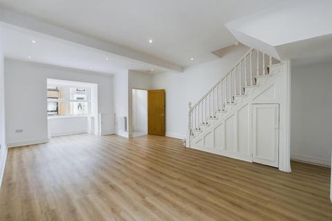85 Bryn Road, Llanelli, SA15 2LW