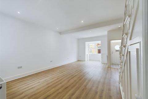85 Bryn Road, Llanelli, SA15 2LW