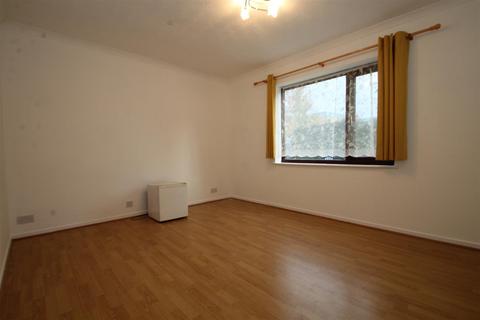 1 bedroom flat to rent - Turnpike Lane, Uxbridge
