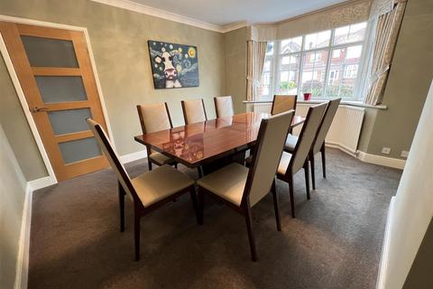 38 Peak House Road, Birmingham, B43 7SA