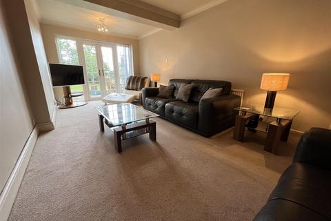 38 Peak House Road, Birmingham, B43 7SA