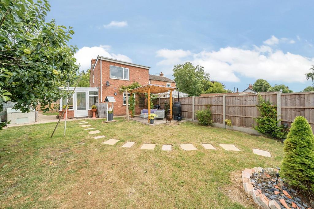 REAR OF THE PROPERTY.jpg
