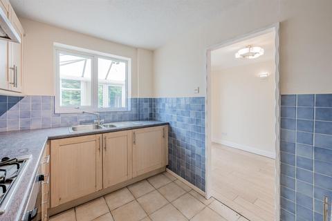 14 Aldgate Drive, Amblecote, Brierley Hill, DY5 3NT
