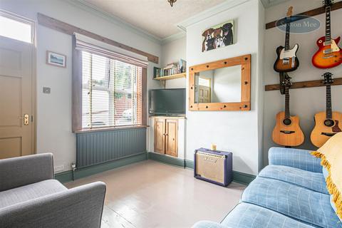 6 Addison Road, Sheffield, S5 6WF