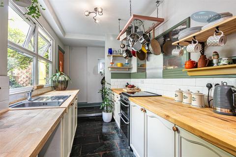 6 Addison Road, Sheffield, S5 6WF