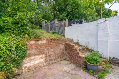 8 Glenview Gardens, Hemel Hempstead, HP1 1TF