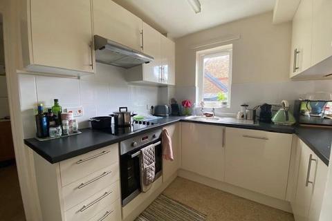 12 Broadhurst Drive, Northampton, NN3 9XB