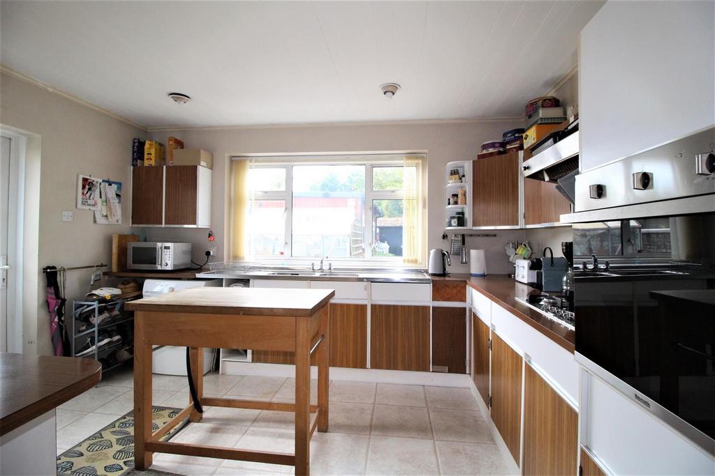 Buckhurst Avenue, Carshalton 3 bed end of terrace house for sale £450,000