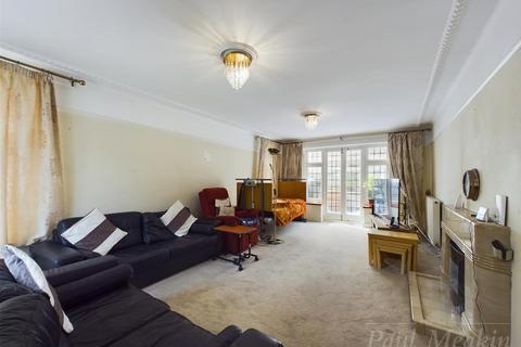 34 Croham Valley Road, South Croydon, CR2 7NB