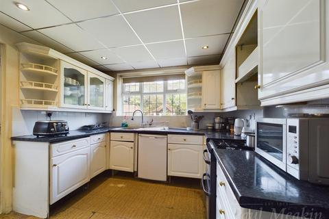 34 Croham Valley Road, South Croydon, CR2 7NB