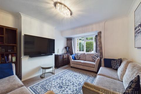 21 Rawlins Close, South Croydon, CR2 8JS