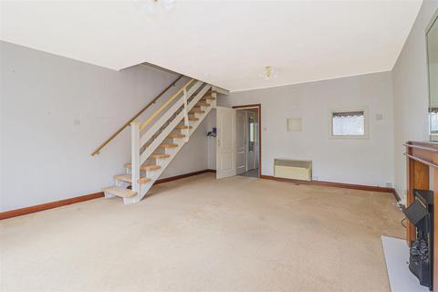 15 Crownfield, Broxbourne, EN10 6QX