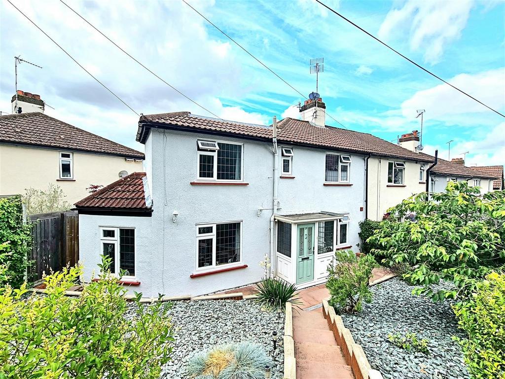 Page Road, Hertford SG13 4 bed end of terrace house for sale £535,000