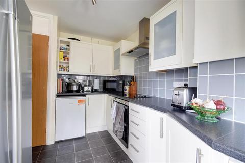 3 bedroom terraced house for sale, The Paddock, Northiam