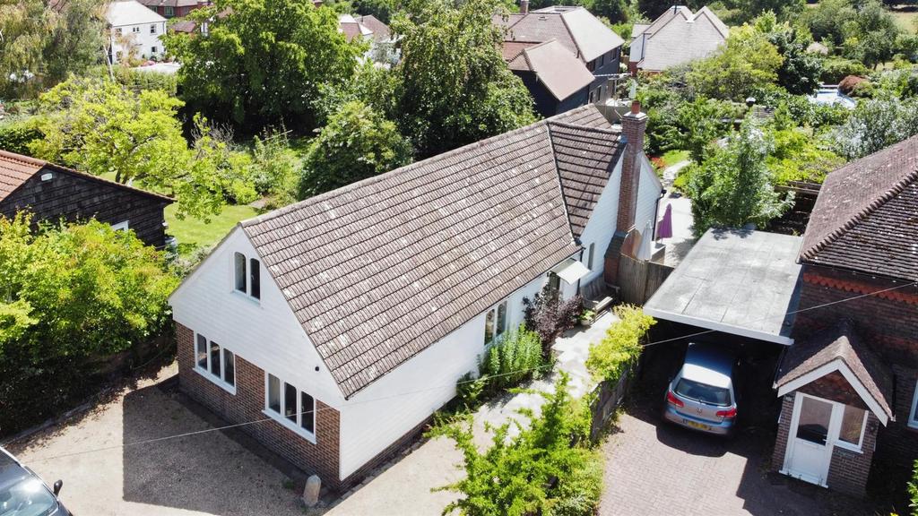 Rye Road, Sandhurst 4 bed detached house for sale £575,000