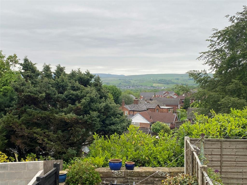 Dryhurst Lane, Disley, Stockport 2 bed terraced house for sale £199,950