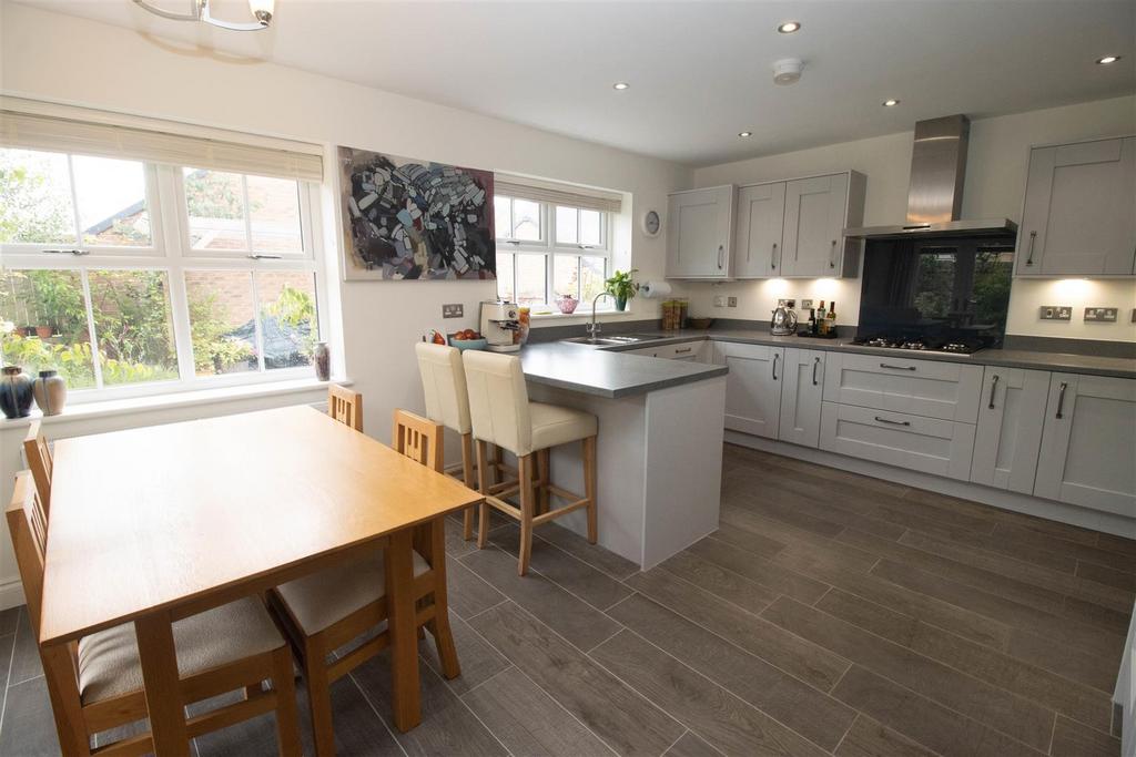 Dining Kitchen