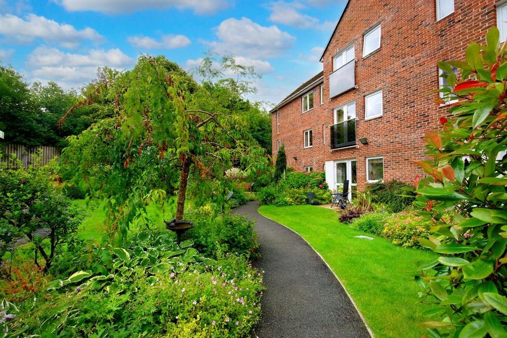 8561002-exterior05 (Medium).JPG