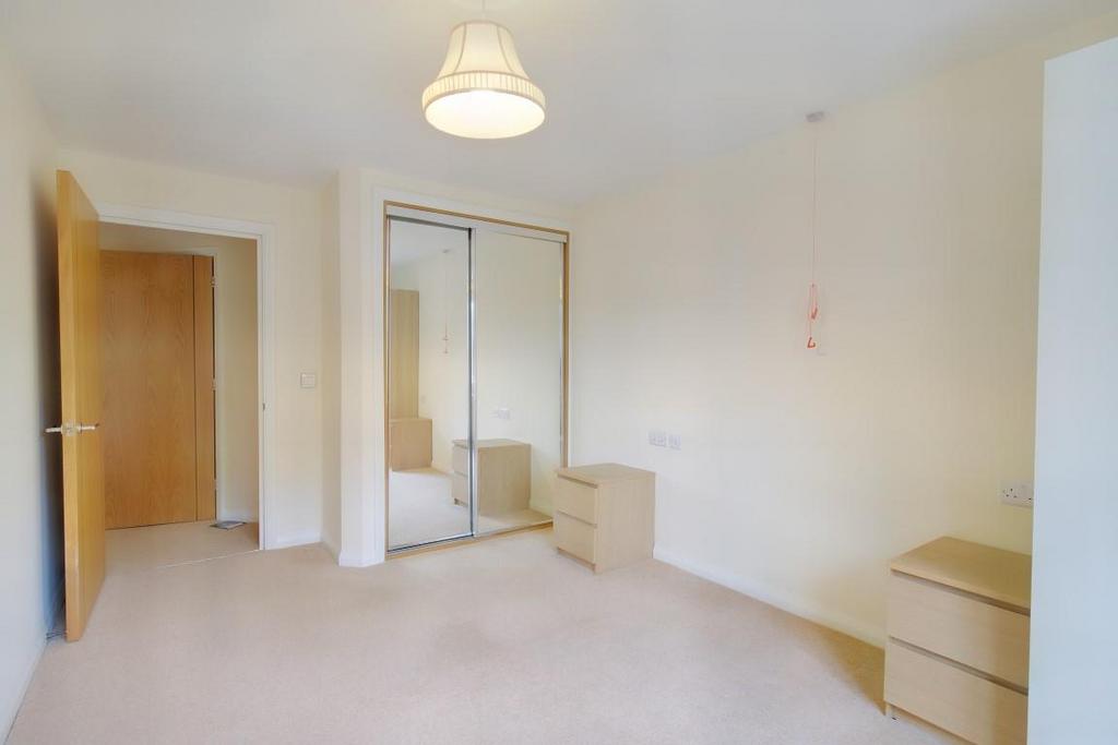 8561002-interior09 (Medium).JPG