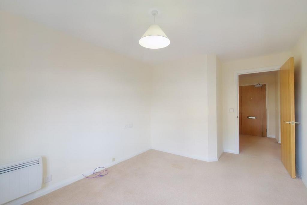 8561002-interior07 (Medium).JPG