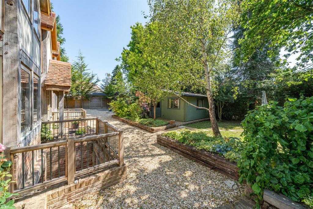 56 A-Marshalswick-Lane-08133.jpg