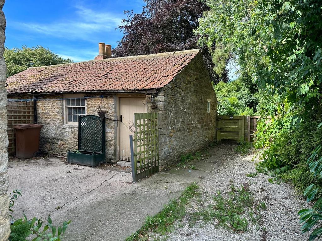 Hill Cottages, Bulmer, York 3 bed end of terrace house £280,000