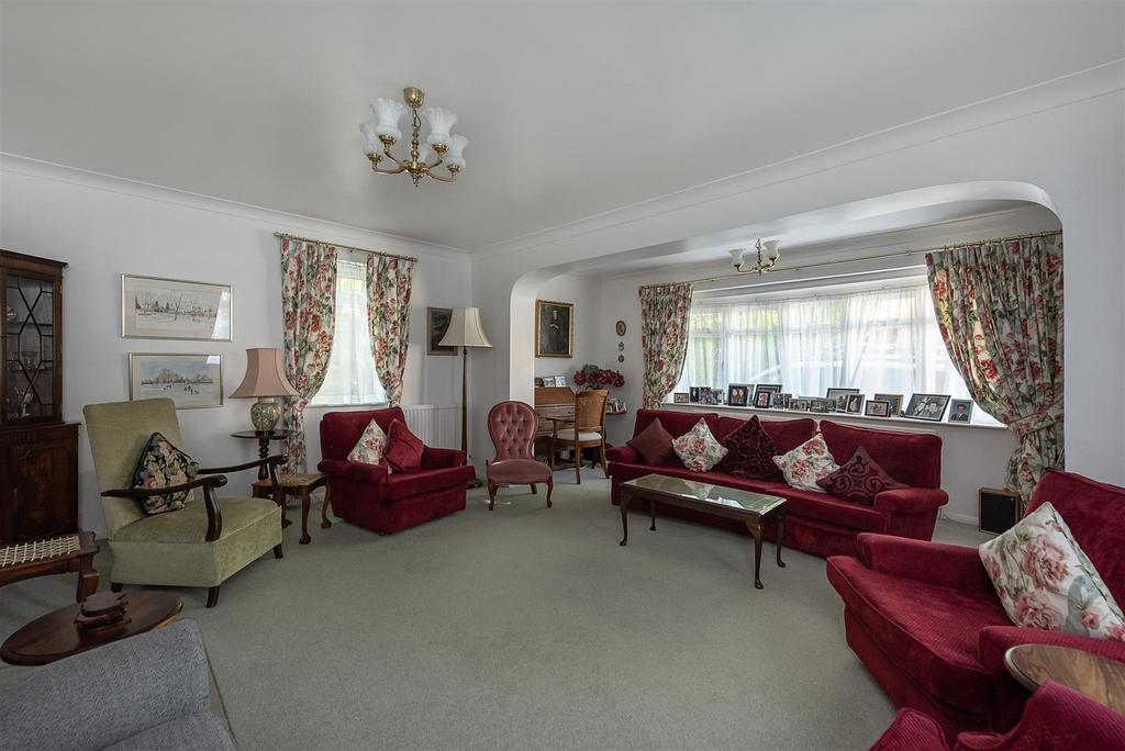 Jameson Road, Harpenden 5 bed detached house for sale £1,400,000